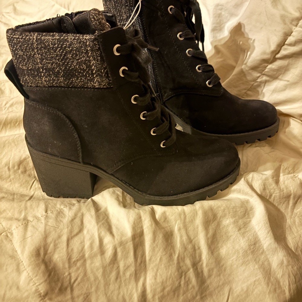 Sun + Stone Black Lace Up Boots BNWT no box - Picture 4 of 13